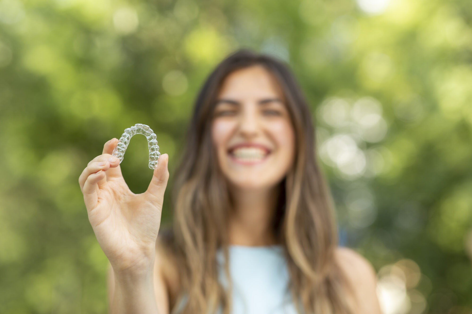 My Clear Aligners Tray Cracked--What Do I Do?